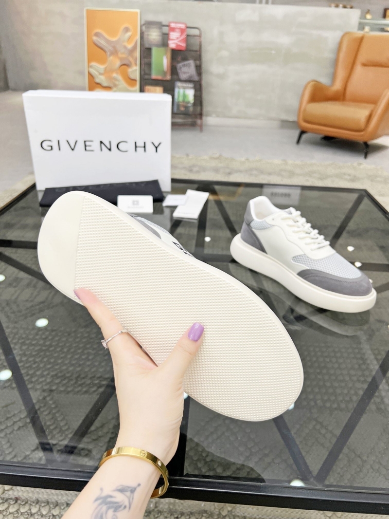 Givenchy Sneakers